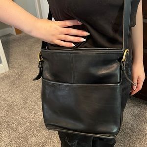 Coach vintage black crossbody